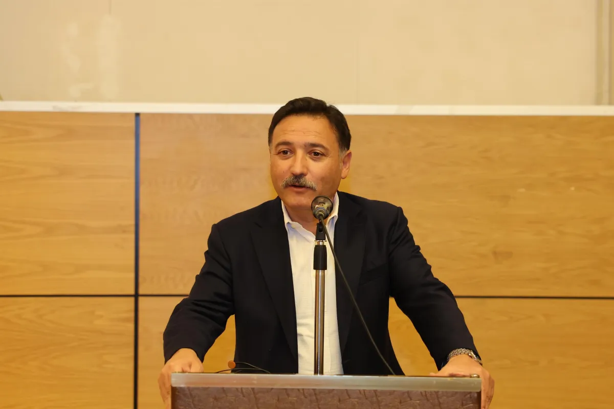 Kayseri Valisi Gökmen Çiçek'ten Futbol Aday Hakemlik Kursu Ziyareti