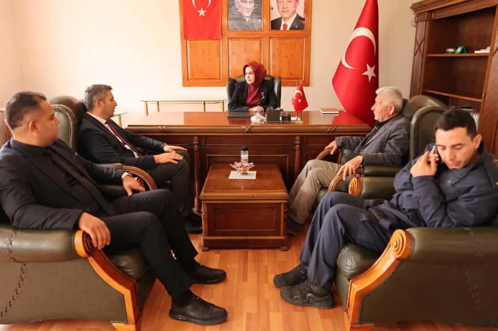 Kaymakam Esra Bozan, Suvermez'de Vatandaşlarla Buluşup Talepleri Dinledi