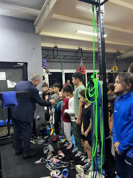 Ulus Belediyesi'nden Minik Güreşçilere Anlamlı Destek