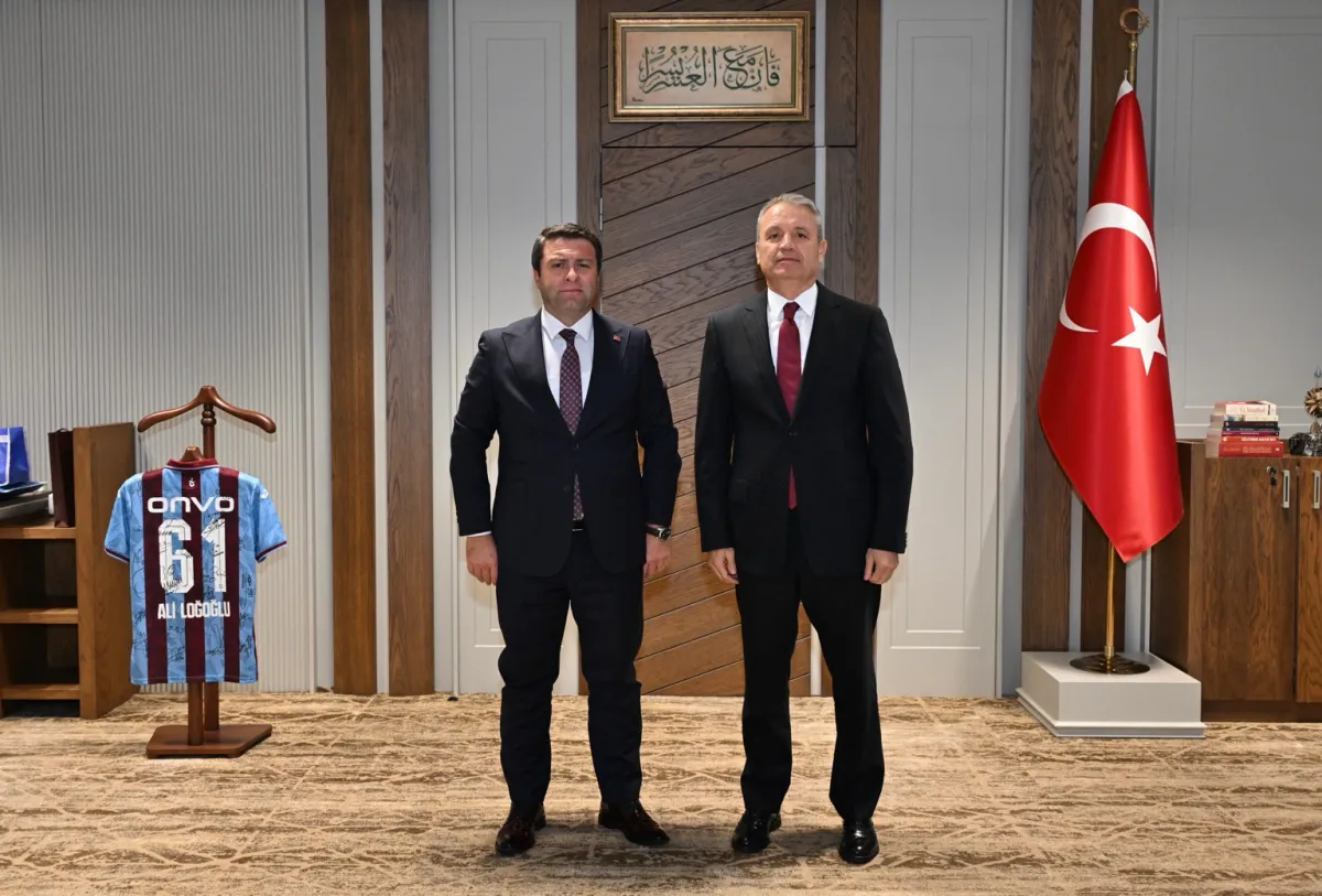 Yomra Kaymakamı Oğuzhan Ocak'tan Trabzon İl Emniyet Müdürü Ali Loğoğlu'na Ziyaret