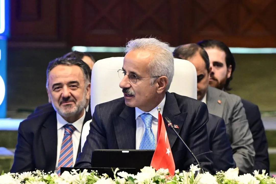 Uraloğlu: Türkiye Bölgesel Ulaşım Merkezi Olma Yolunda Güçleniyor