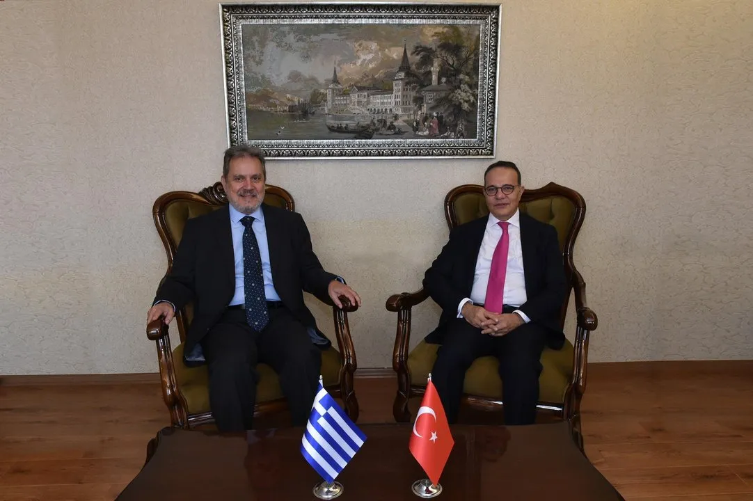 Türk ve Yunan Heyetleri İzmir'de Güven Artırıcı Önlemler Toplantısı Gerçekleştirdi