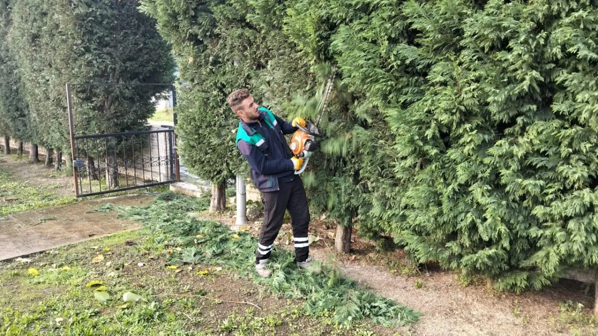 Başiskele Belediyesi Kullar Mahallesi'nde Yeşil Alanları Formladı