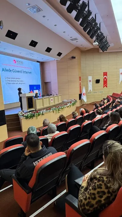 Şişli'de Anaokulunda Dijital Okuryazarlık ve Teknoloji Kullanımı Eğitimi Verildi