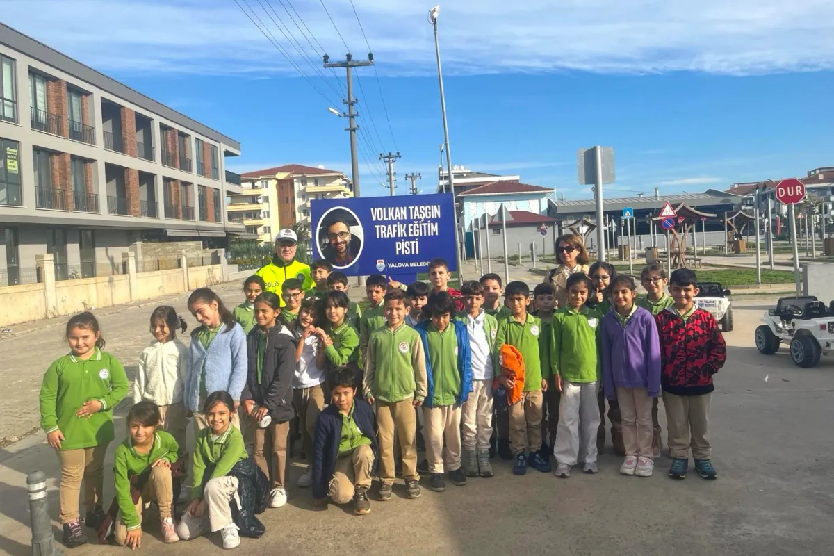 Yalova Emniyeti'nden Çocuklara Trafik Eğitimi: 'Trafik Dedektifleri' Projesi Devam Ediyor