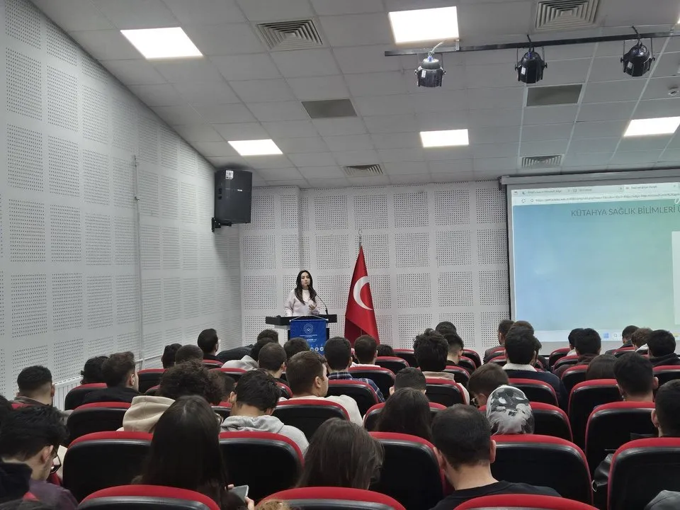 Kütahya'da Kadına Yönelik Şiddetle Mücadelede Üniversite Öğrencilerine Eğitim Verildi