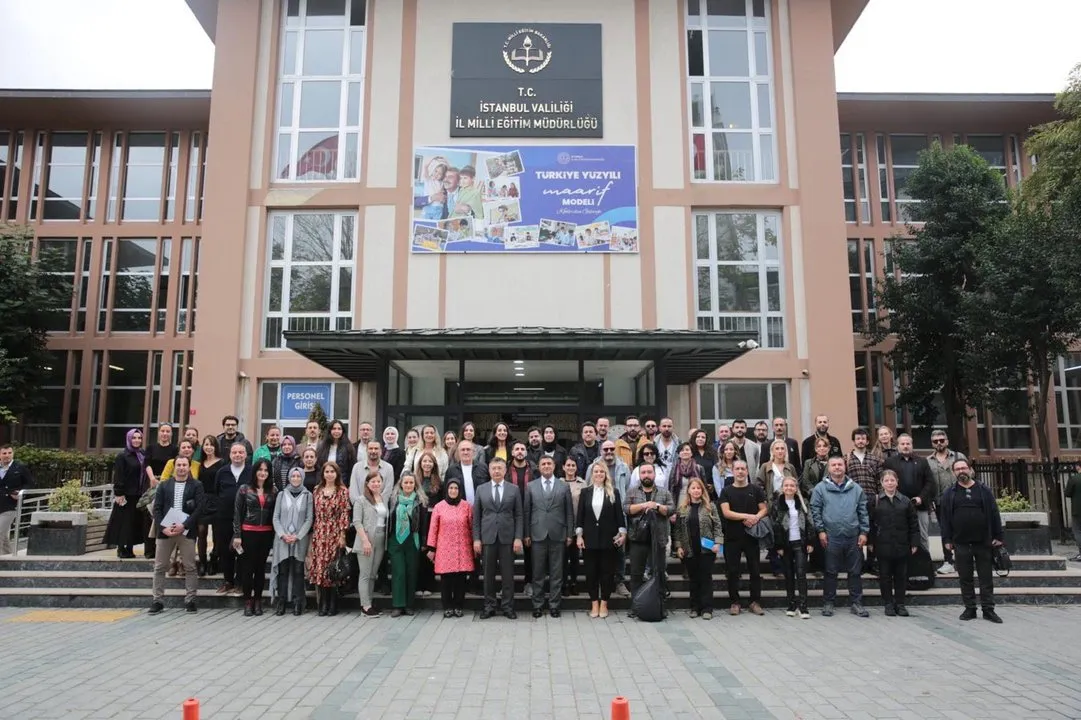 Avcılar'da 'Enstrümansız Okul Kalmasın' Projesi İçin Planlama Toplantısı Yapıldı