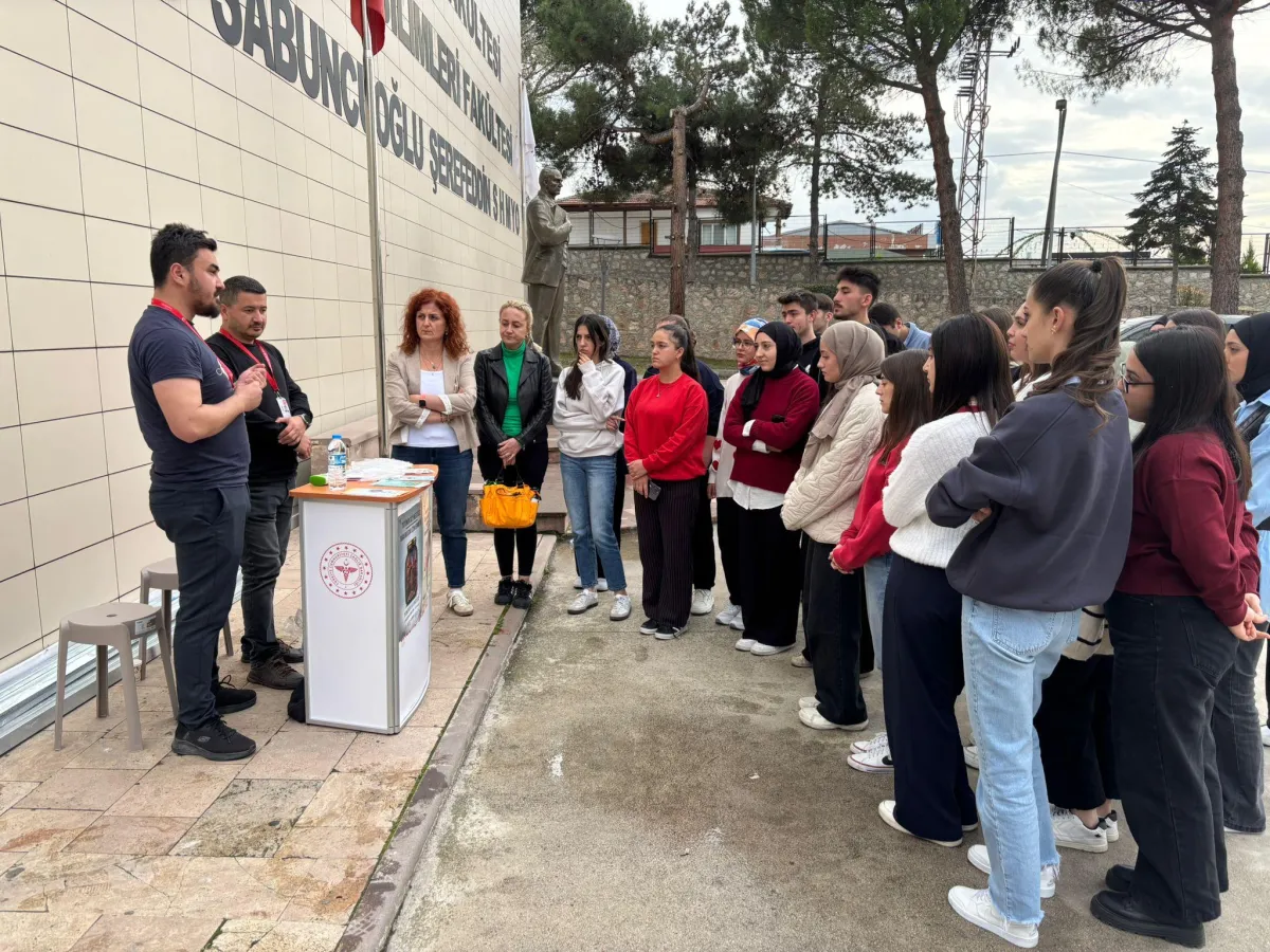 Amasya'da Tütünle Mücadele Timleri Öğrencilere Bilgilendirme Yaptı