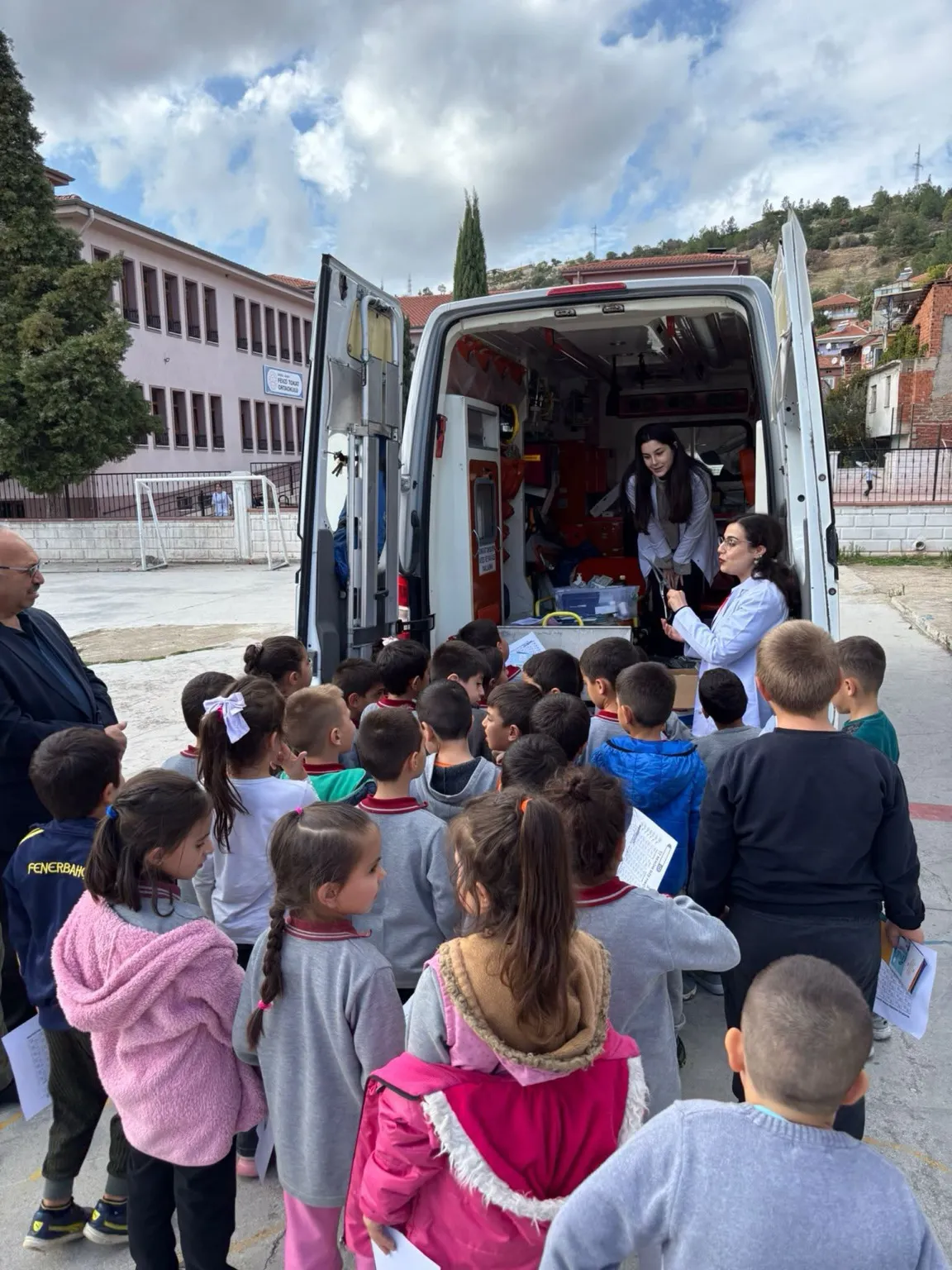 Denizli'de İlkokul Öğrencilerine Yönelik Kapsamlı Sağlık Eğitimi Verildi