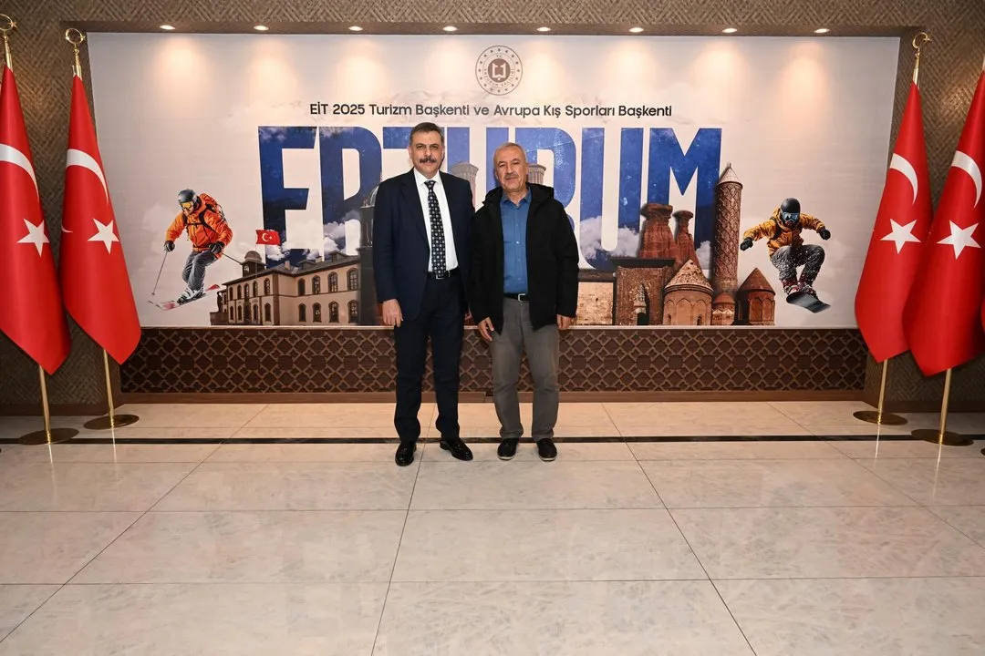 Balıkesir İlçe Milli Eğitim Müdürü Erzurum Valisi'ni Ziyaret Etti