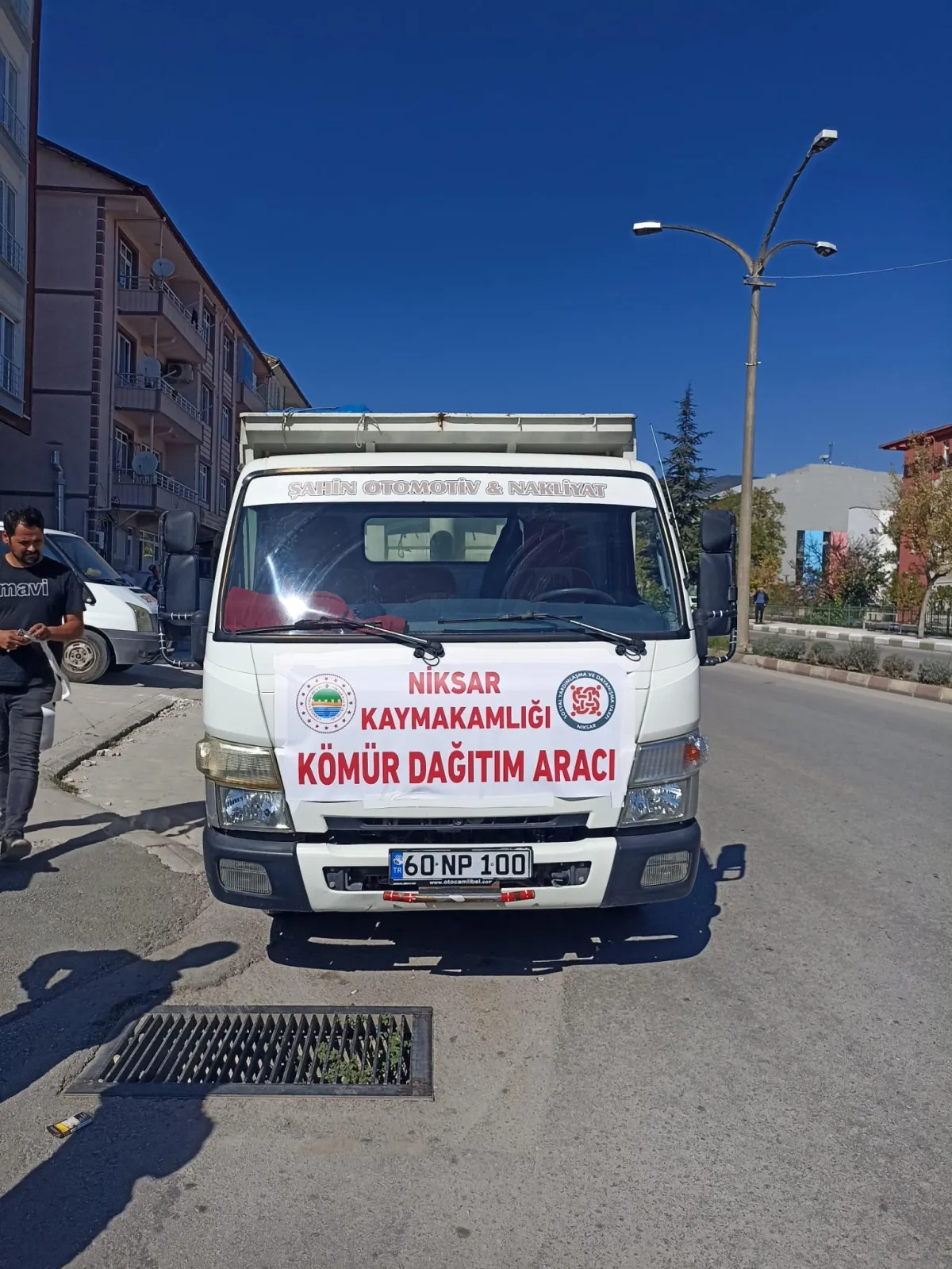 Niksar Kaymakamlığı Kış Öncesi İhtiyaç Sahibi Hanelere Kömür Desteği Dağıtımı Başlattı