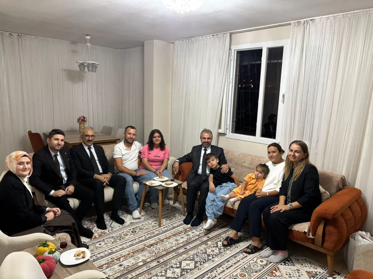 Sarıçam İlçe Milli Eğitim Müdürlüğü'nden Öğrenci Ziyareti: Eğitim Desteği Vurgusu